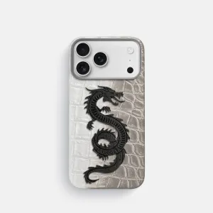 High-End Detail Modern Accessory Classic Case With Carbon Dragon For iPhone 17 Pro In Himalayan Crocodile