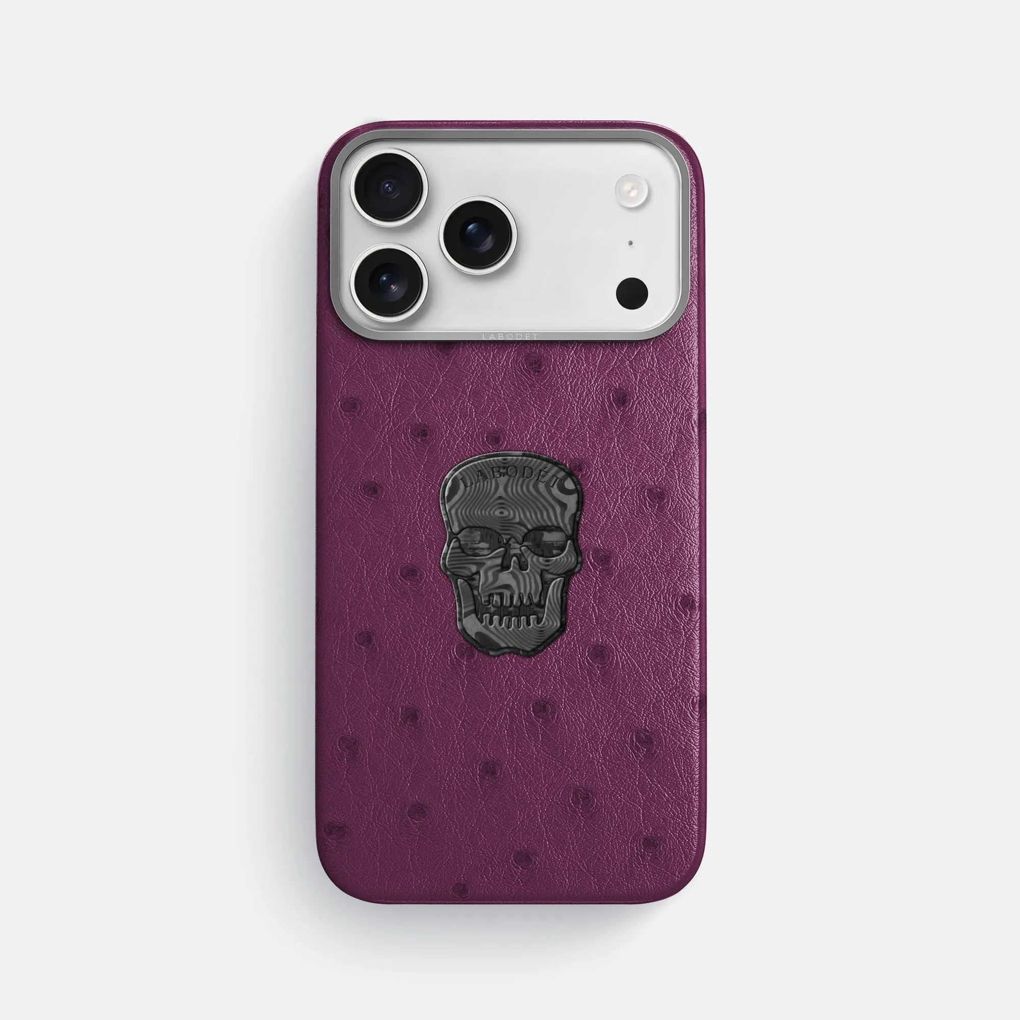 Matte Pattern Design Classic Case With Carbon Skull For iPhone 17 Pro Max In Ostrich