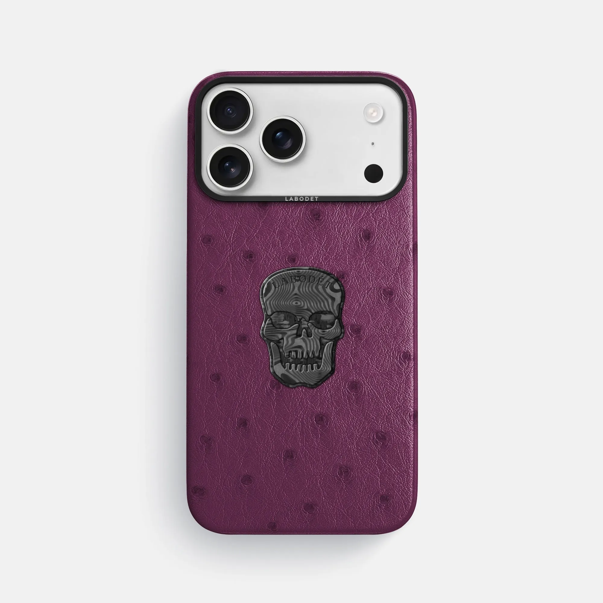 Clear Texture Classic Case With Carbon Skull For iPhone 17 Pro Max In Ostrich