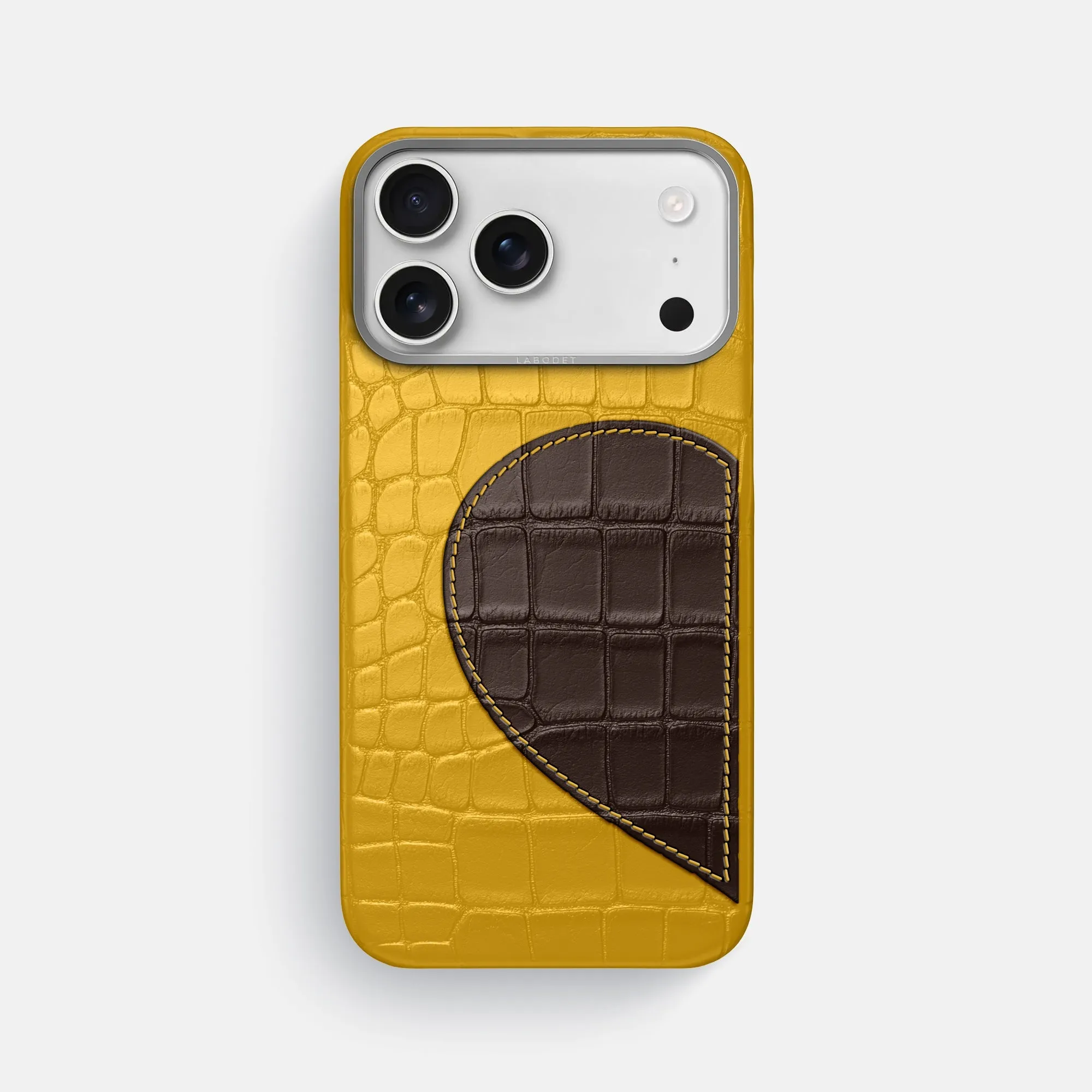 Classic Case With Half Heart - Left For iPhone 17 Pro Max In Alligator Hybrid Texture Layer Slim Texture