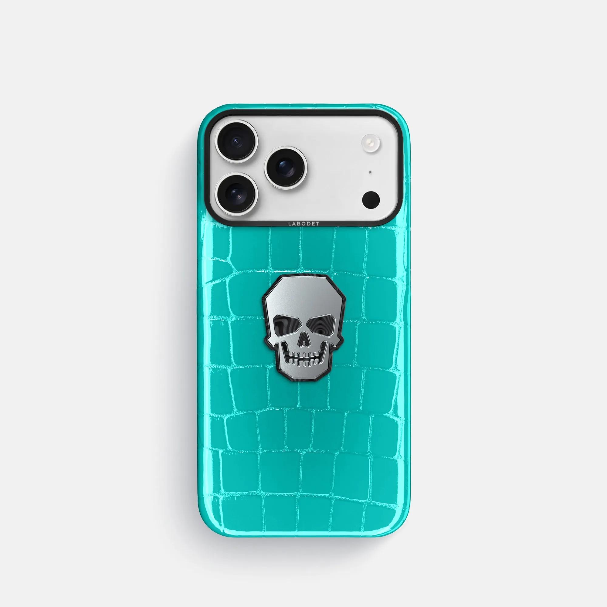 Soft Interior Trendy Accessory Classic Case With Titanium Skull For iPhone 17 Pro In Shiny Alligator