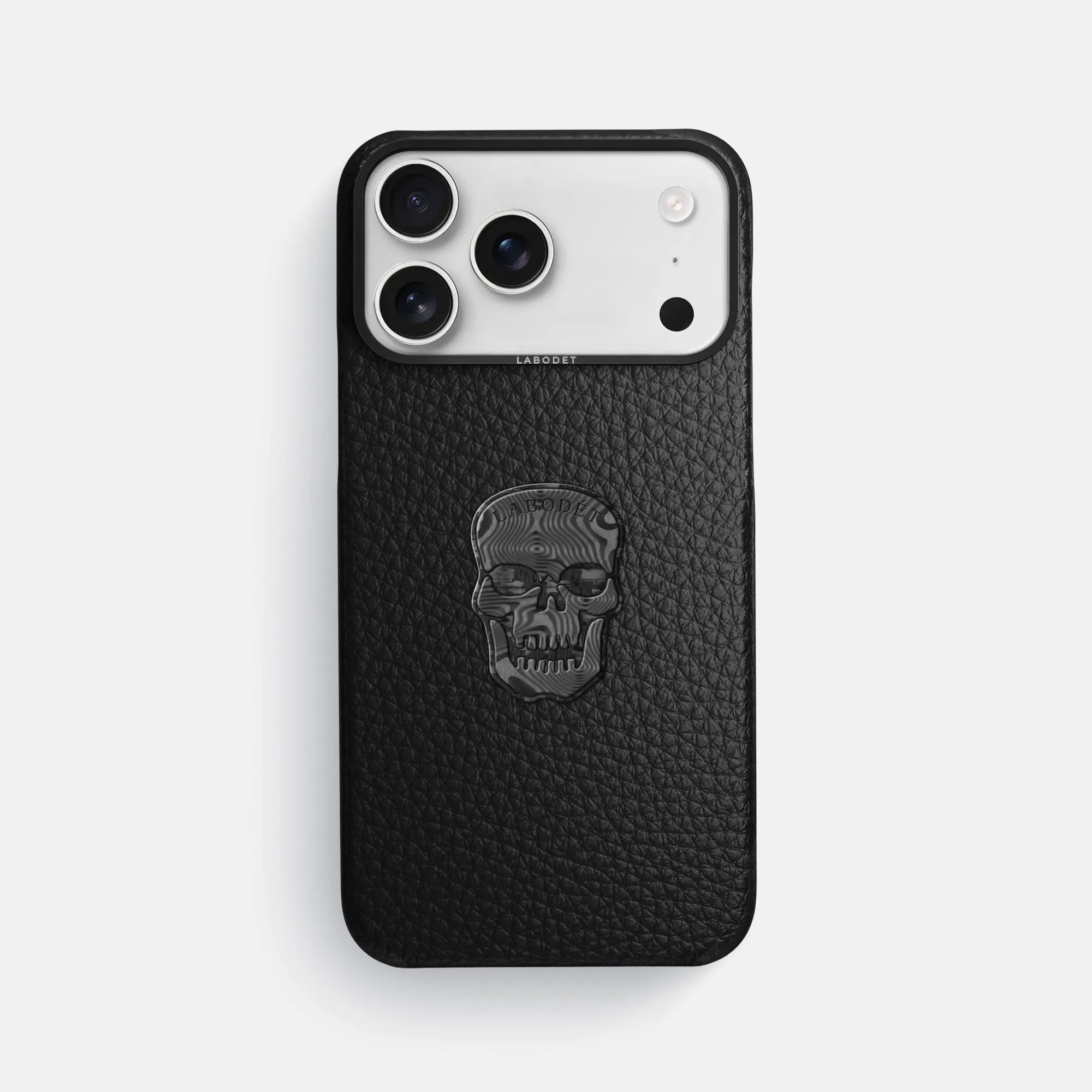 Premium Feel Soft Cushion Classic Case With Carbon Skull For iPhone 17 Pro Max In Calf