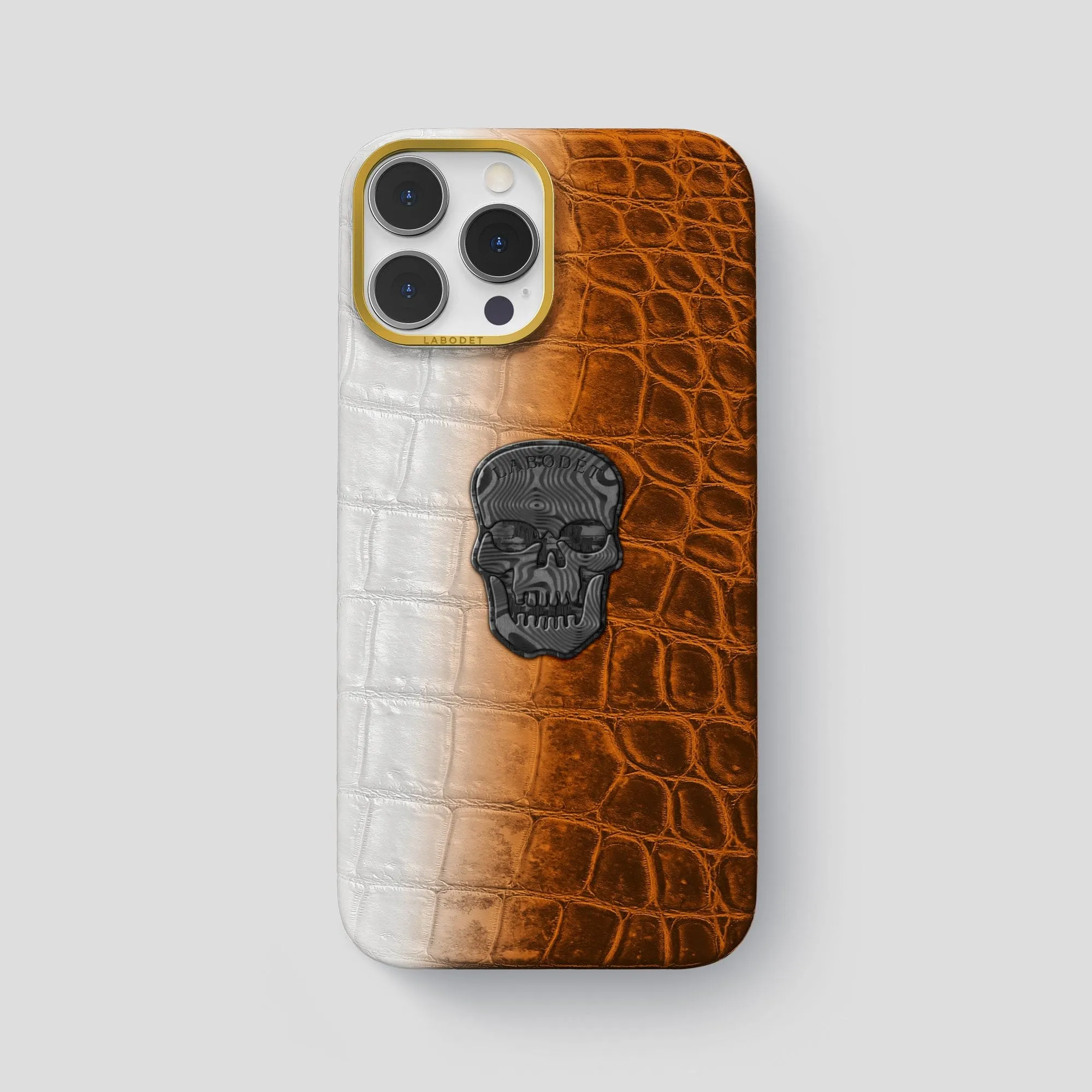 Classic Case With Carbon Skull For iPhone 14 Pro Max In Himalayan Crocodile Flexible Touch