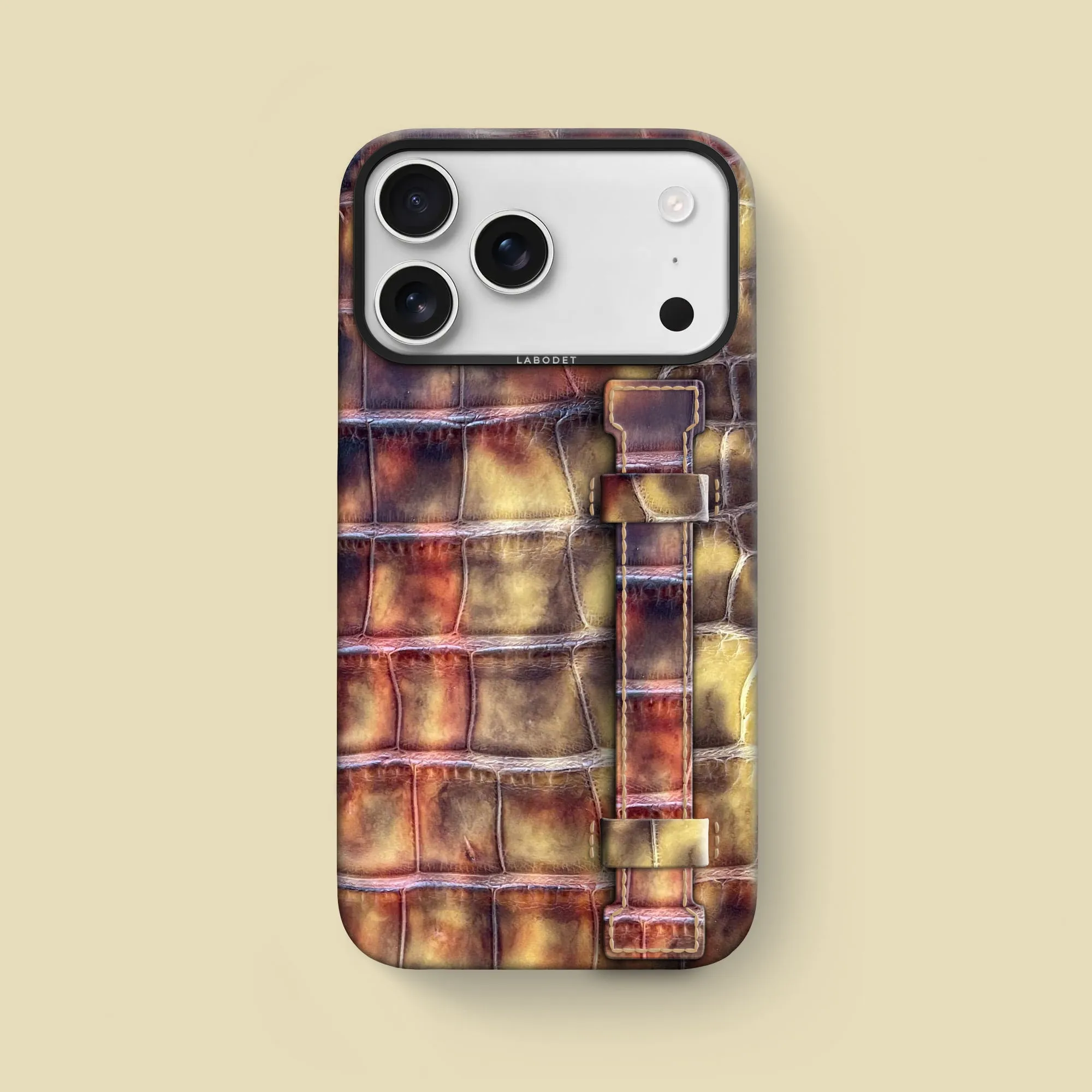 Handle Case 1/1 Sand Wave For iPhone 17 Pro Max In Alligator Matte Detail Protective Corners