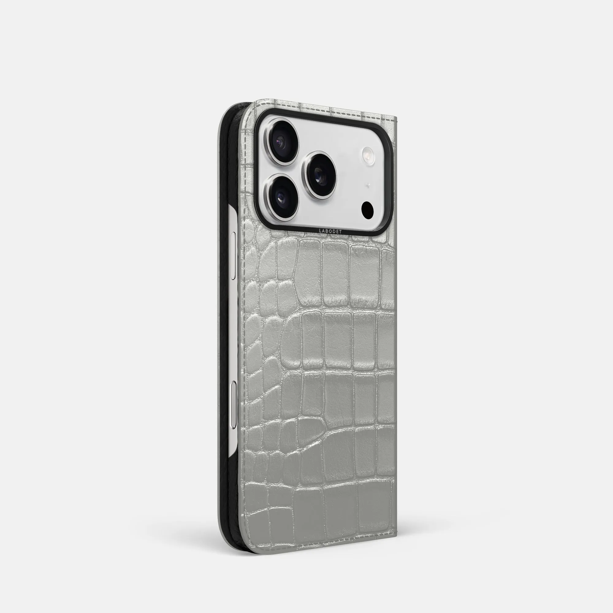 Rugged Edge Texture Folio Case For iPhone 17 Pro In Metallic Alligator