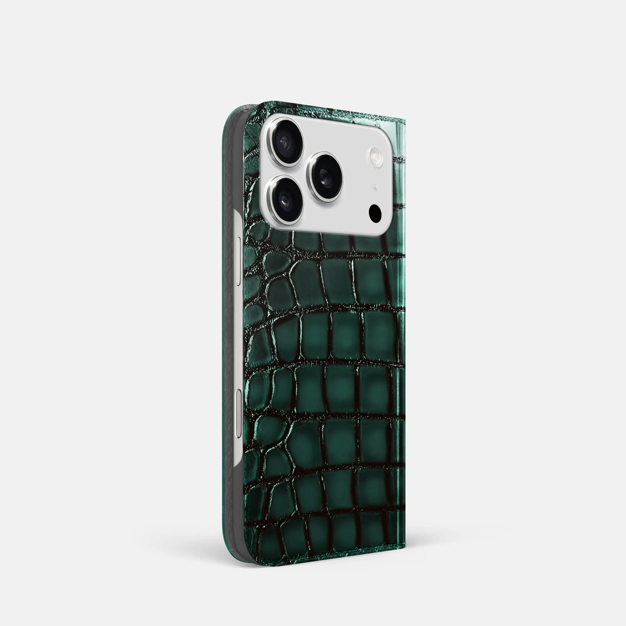 Folio Slim Case For iPhone 17 Pro In Patina Alligator Student Friendly Comfort Design Layer