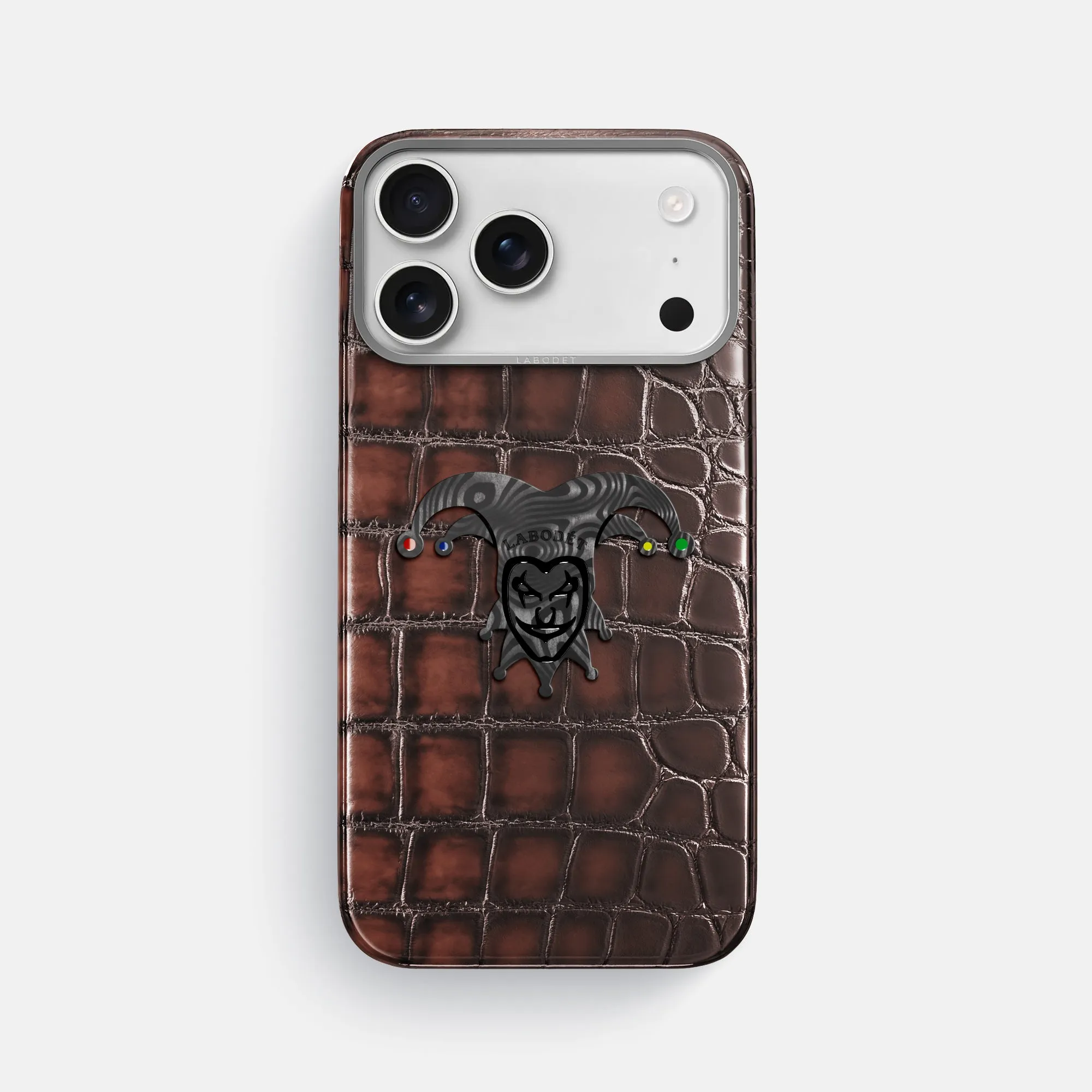 Modern Detail Classic Case With Carbon Joker For iPhone 17 Pro Max In Patina Alligator