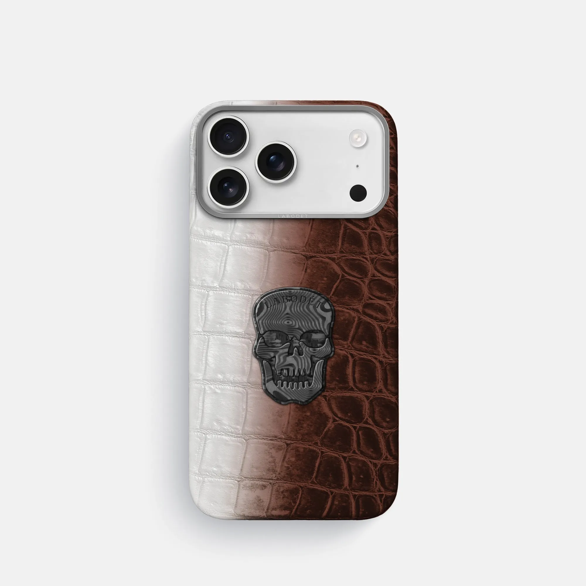 Stylish Finish Classic Case With Carbon Skull For iPhone 17 Pro In Himalayan Crocodile