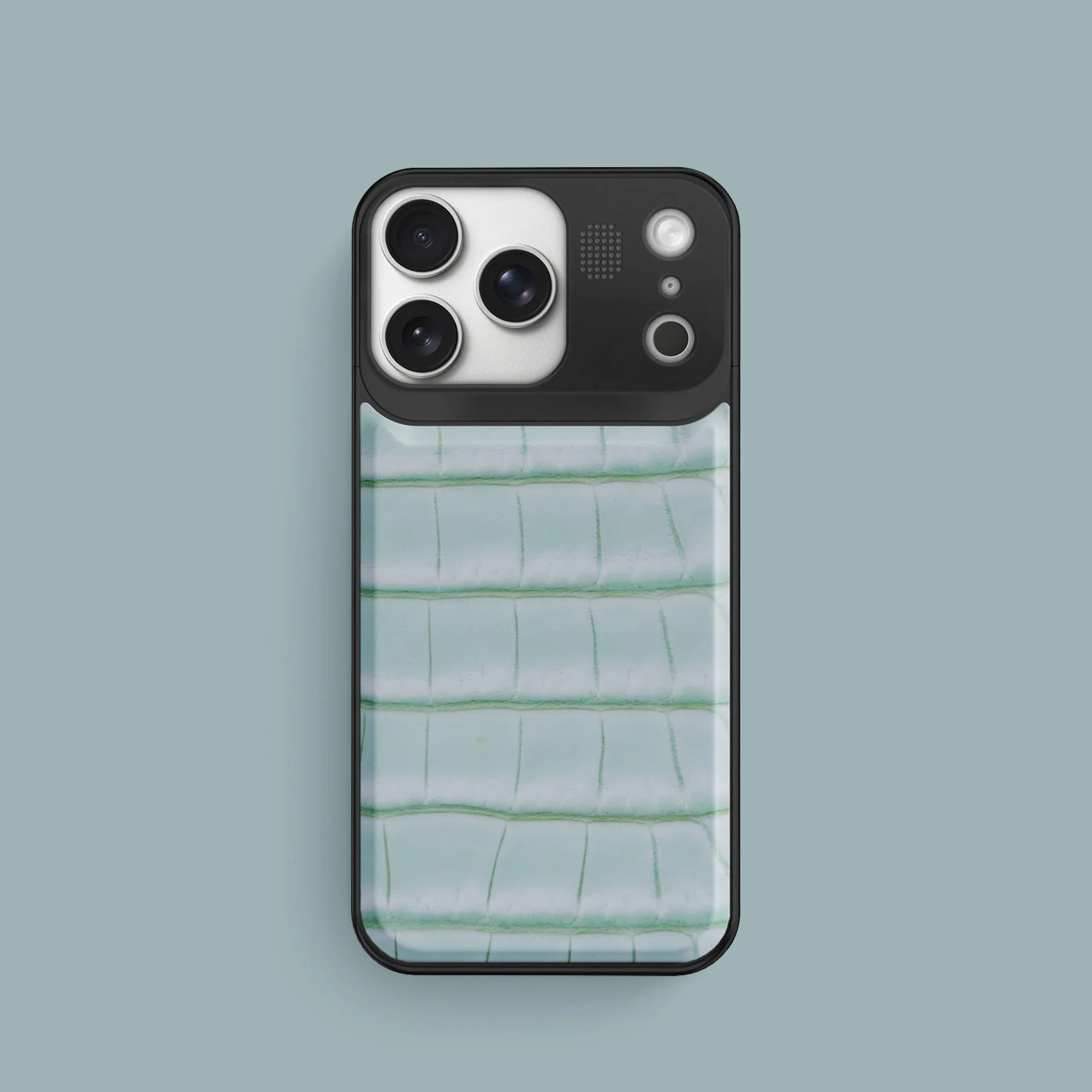 Luxury Finish Color Gradient Metal Case Mint Gum For iPhone 17 Pro In Alligator