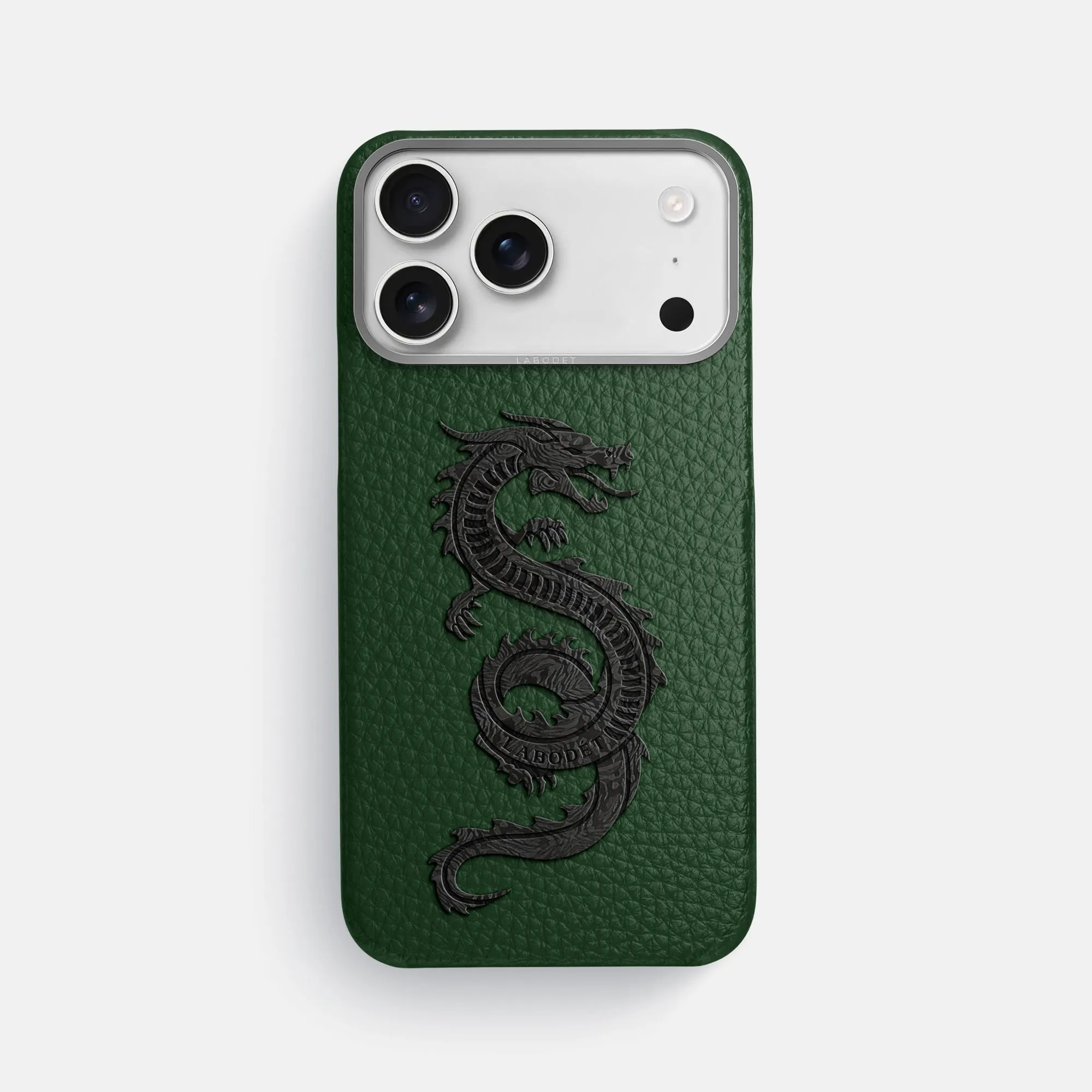 Classic Case With Carbon Dragon For iPhone 17 Pro Max In Calf Stylish Finish