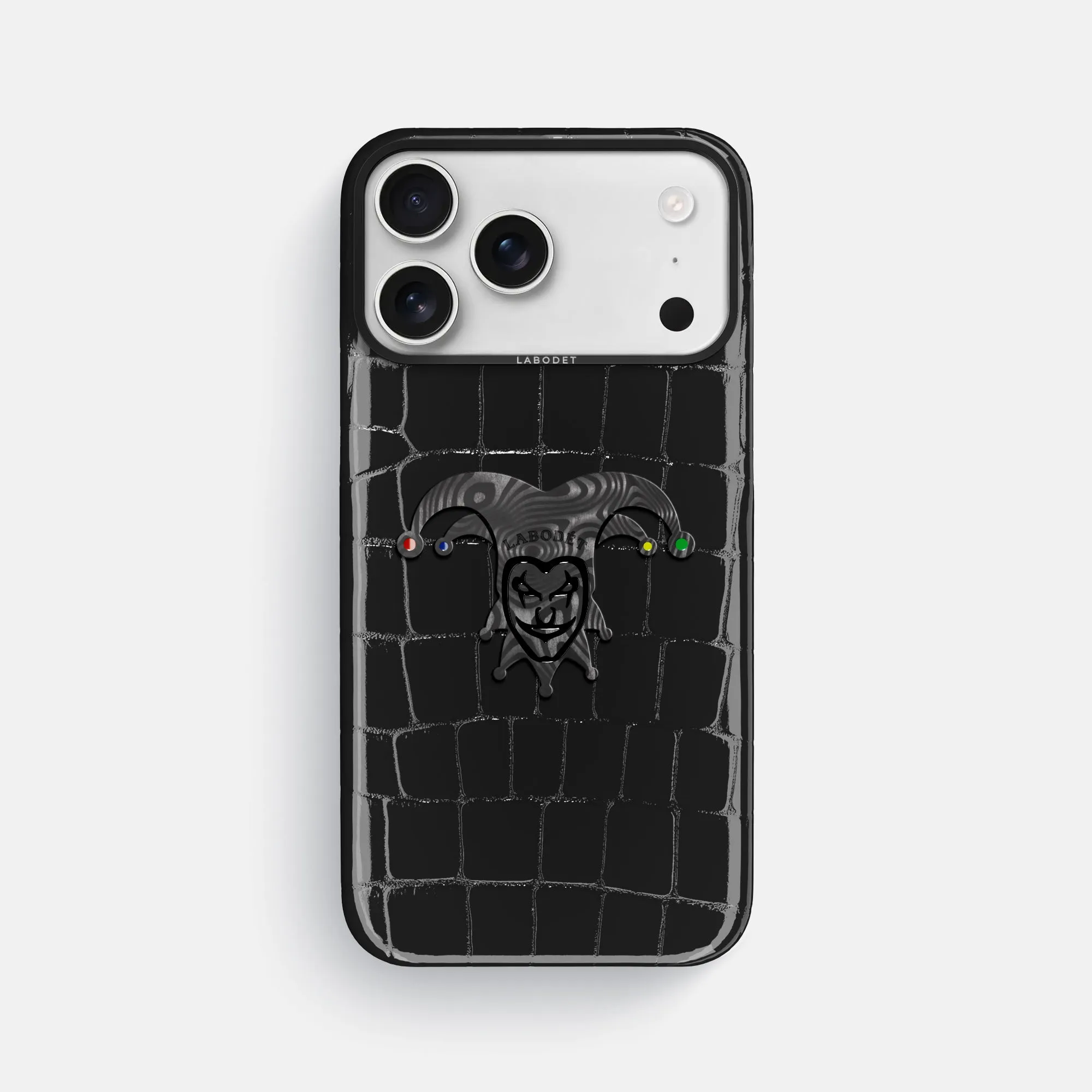 Smooth Texture Classic Case With Carbon Joker For iPhone 17 Pro Max In Shiny Alligator