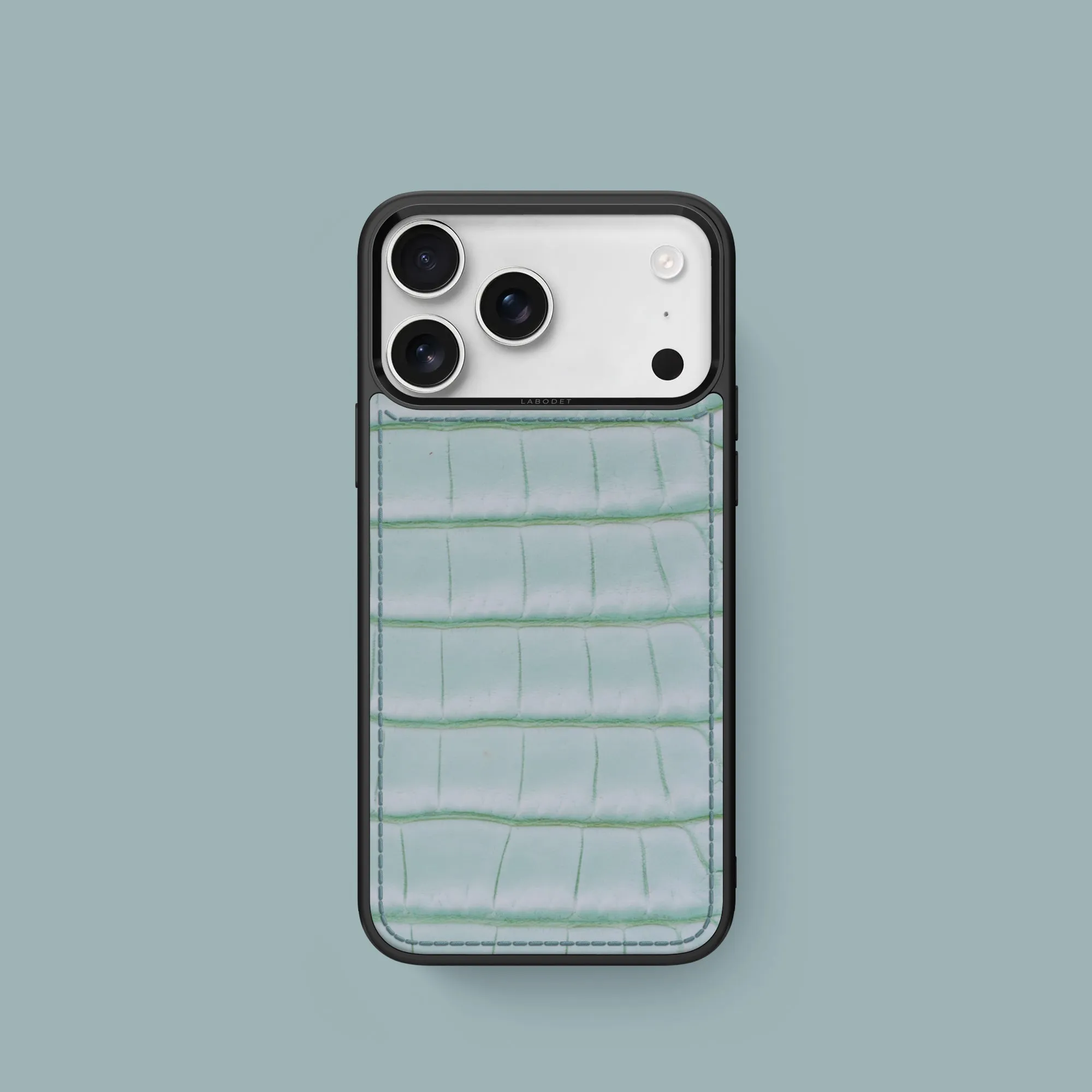 elegant design Smooth Fit Sport Case Mint Gum For iPhone 17 Pro In Alligator