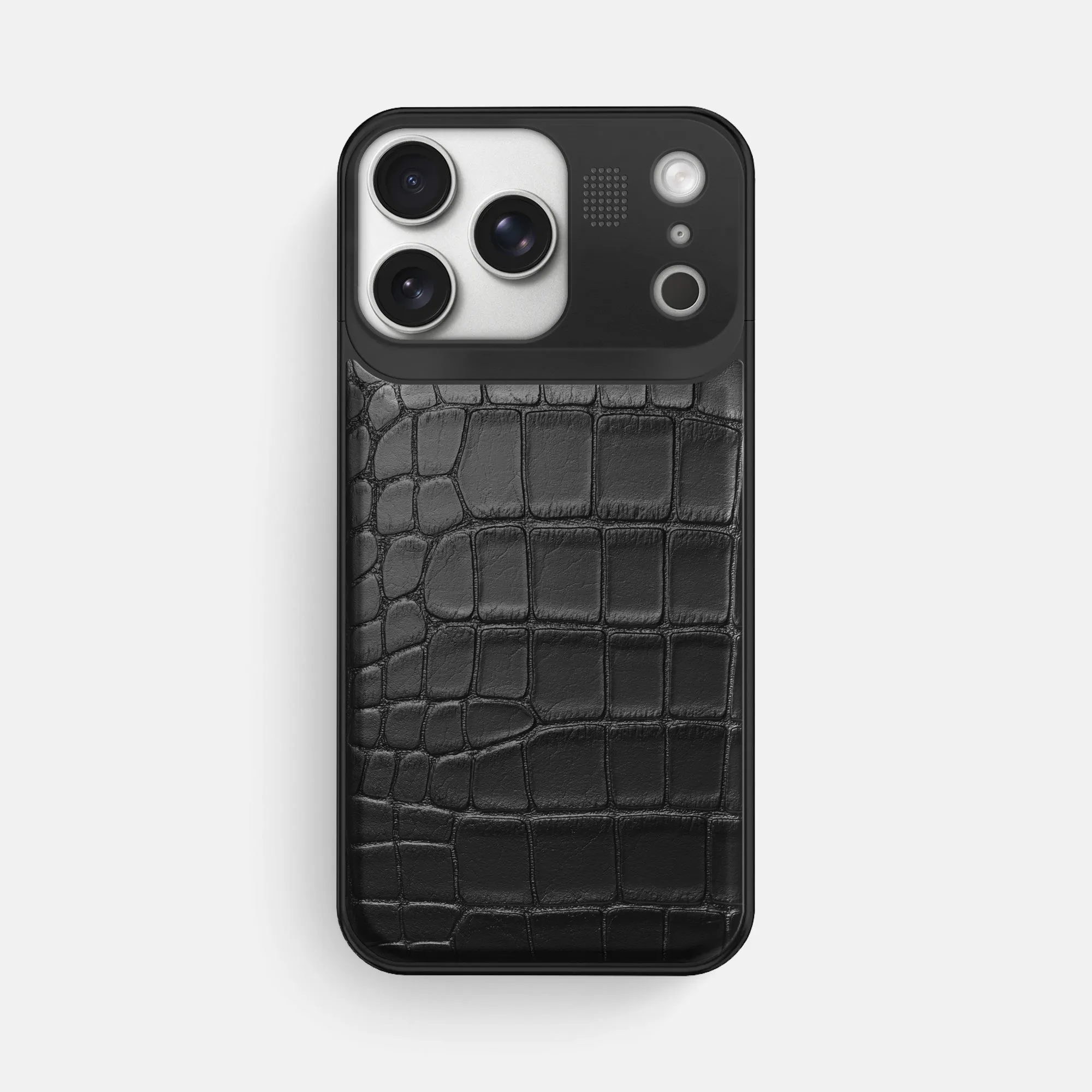 Metal Case For iPhone 17 Pro Max In Alligator Versatile Accessory